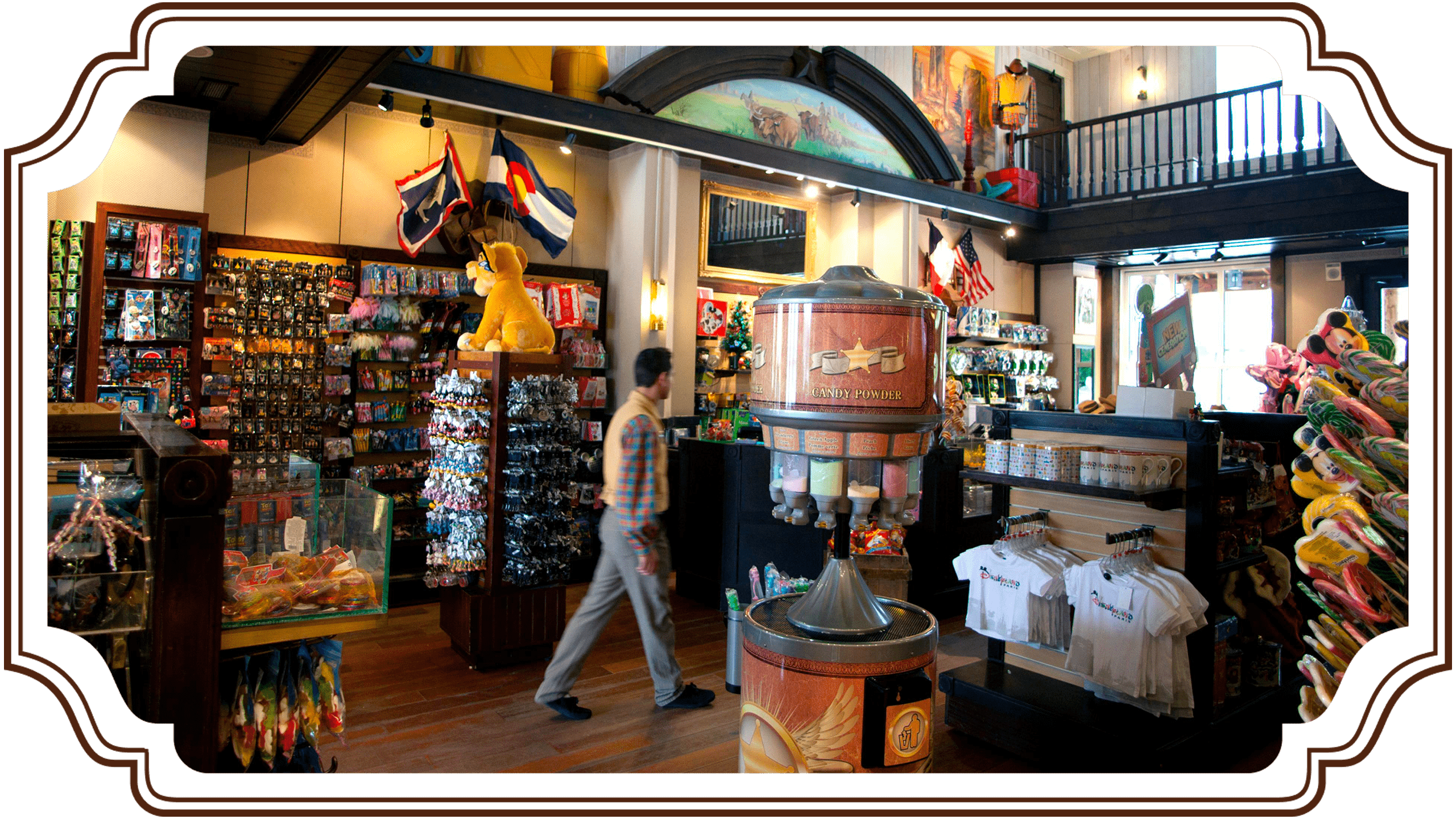 Disney Hotel Cheyenne Disneyland Paris   N009975 2017oct01 Cheyenne Trading Post Boutique 16 9 Tcm794 233782 