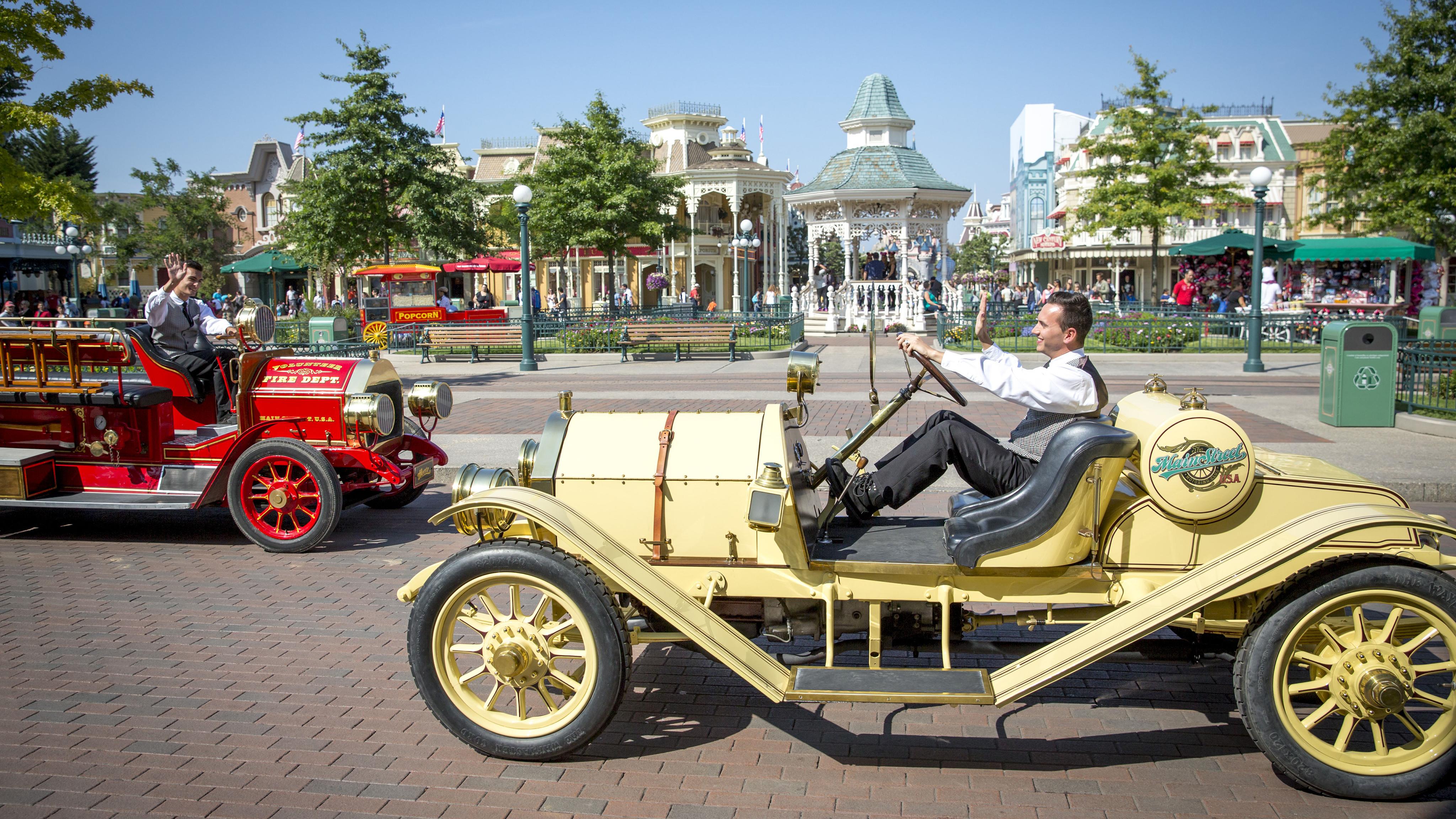 Main Street Vehicles take the wheel Disneyland Paris