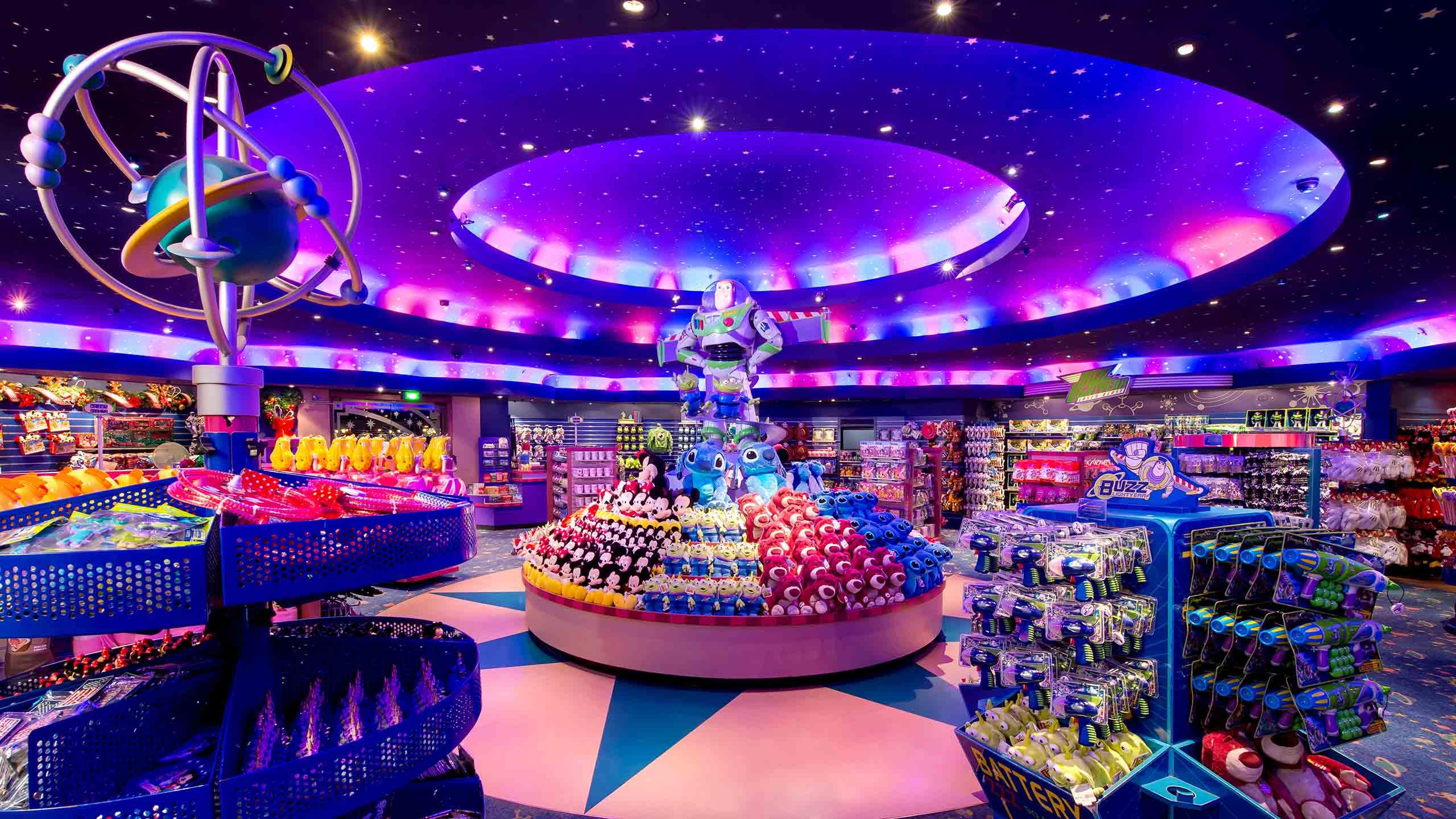 Constellations Shop in Discovery Land Disneyland Paris