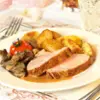 https://media.disneylandparis.com/d4th/en-int/images/N035266_2028jun16_world-food-plaza-gardens-restaurant_1-1_tcm787-234246.jpg?w=208
