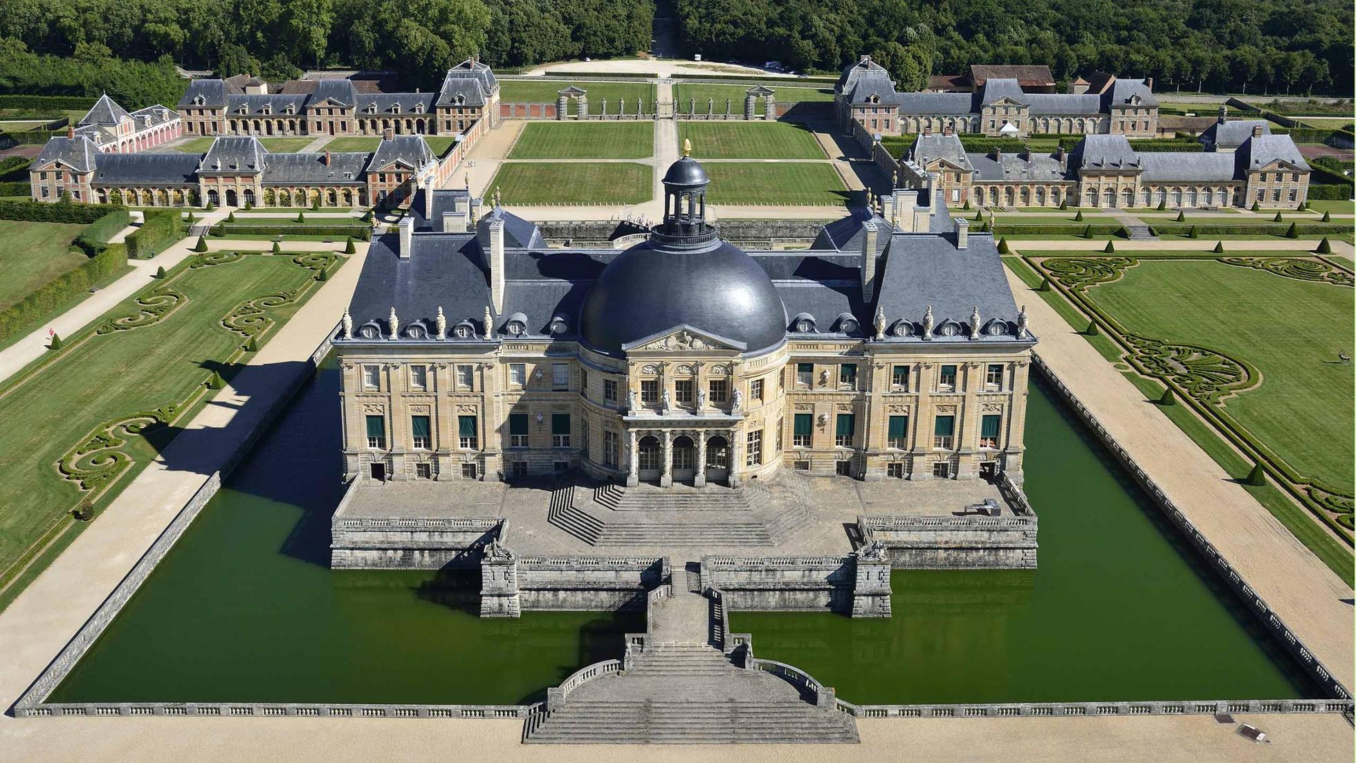 VAUX-LE-VICOMTE: Candlelit evenings (every Sat. from May 06th to