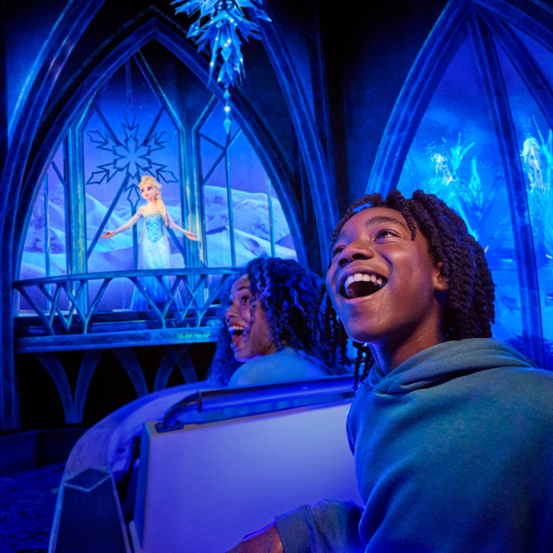 Frozen Ever After @ Walt Disney Studios Park - Themeparkplanner