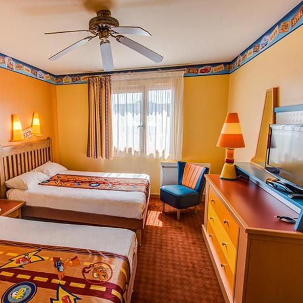 Rooms And Rates Disney S Hotel Santa Fe Disneyland Paris