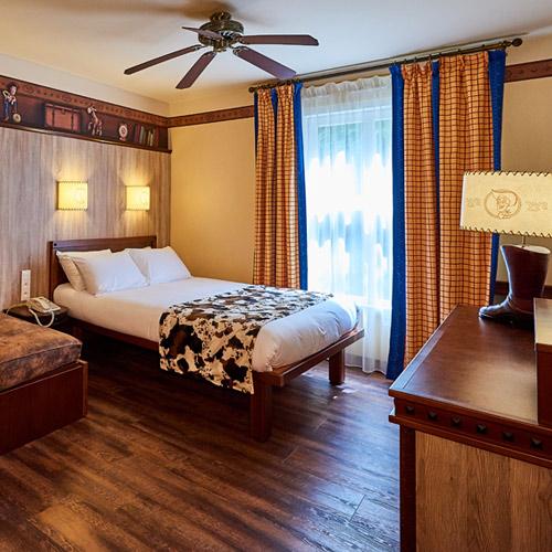 Rooms And Rates Disney S Hotel Cheyenne Disneyland Paris