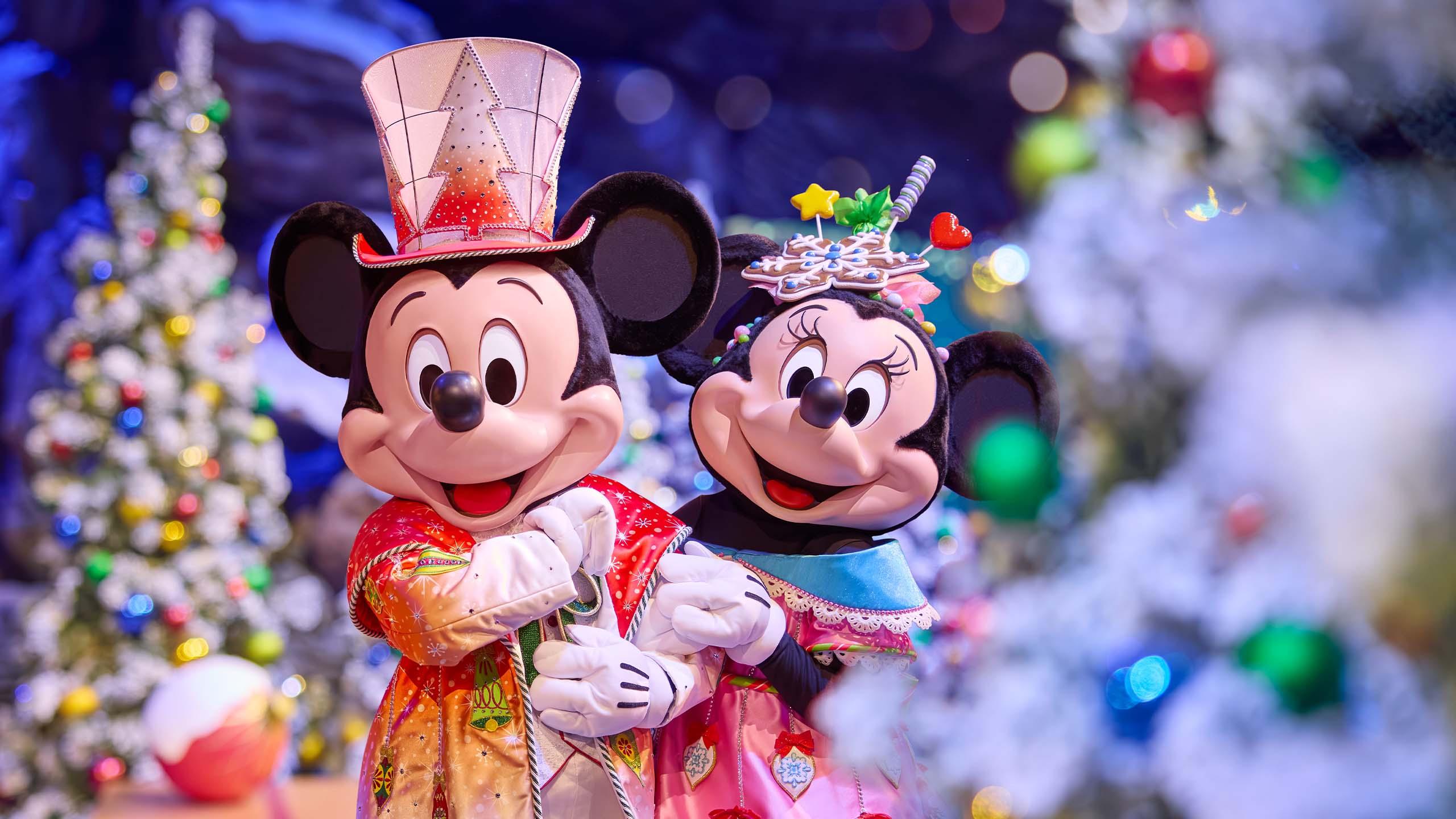Disney Enchanted Christmas 2025 | Disneyland Paris