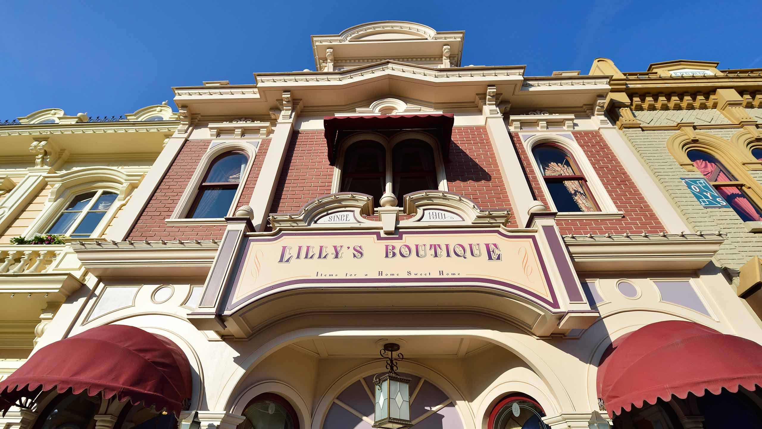 Lilly s Boutique on Main Street U.S.A. Disneyland Paris