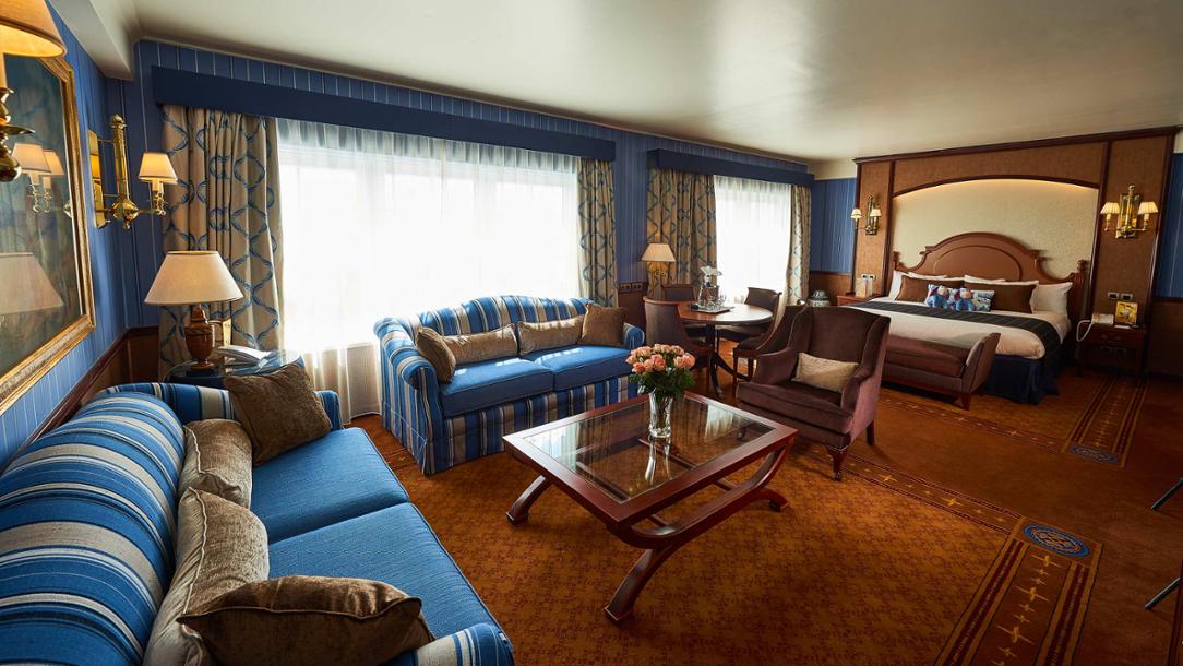 Hotel Club Rooms Suites Disneyland Paris