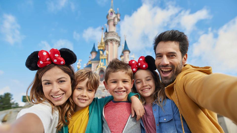 Disneyland® Offre Spéciale : Billet Adulte au prix du billet Enfant ! •  Come to Paris