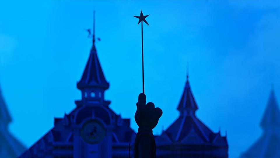 Séjour 3 jours / 2 nuits pour 2 personnes à Disneyland Paris avec accès à 2  parcs (199€ par pers. - Conditions de dates) - travelcircus.fr –