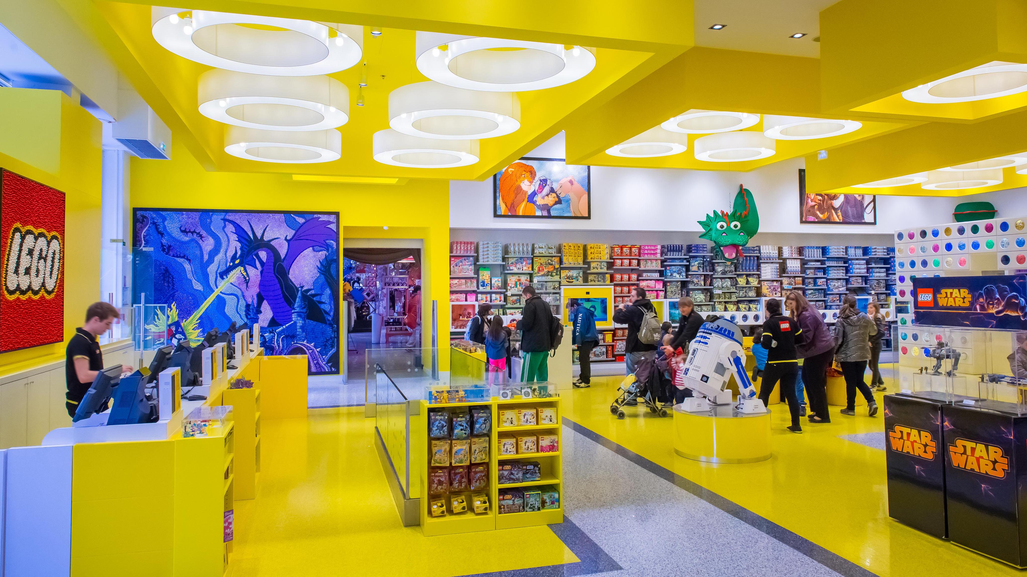 The LEGO® Store - Boutique à Disney Village