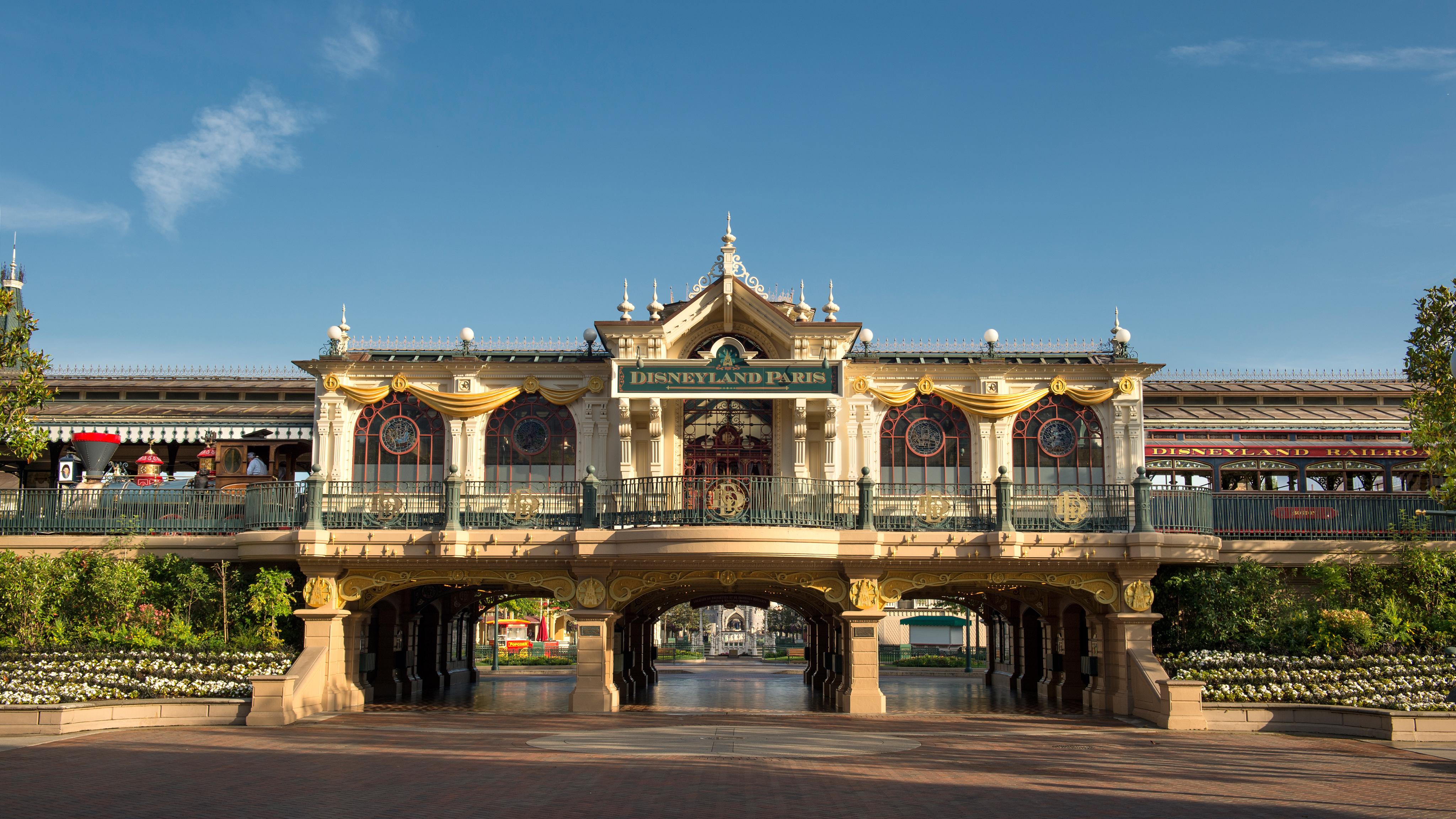 Disneyland Railroad Main Street Station - attraction et parc | Disneyland  Paris