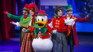 10 raisons d'aller à Disneyland Paris pour découvrir son nouveau Noël  enchanté ! - Paris Secret