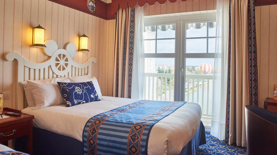 Disney Newport Bay Club Disneyland Paris disney-newport-bay-club-disneyland-paris